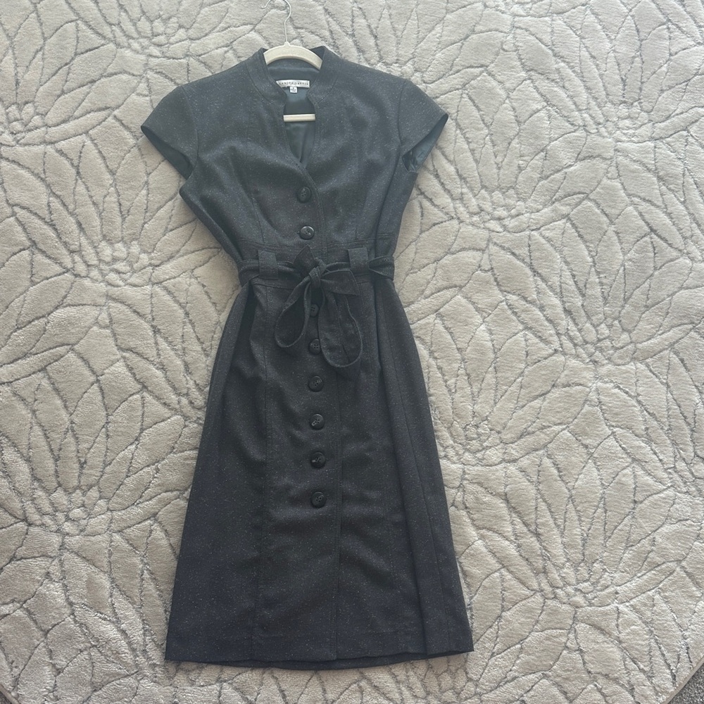 Sandra Darren Elegant Black Midi Dress